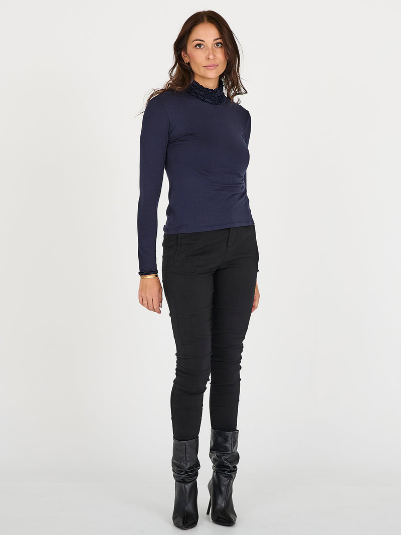 NÜ ADELE høyhalsete t-skjorte Topper og t-skjorter 480 Midnight Blue