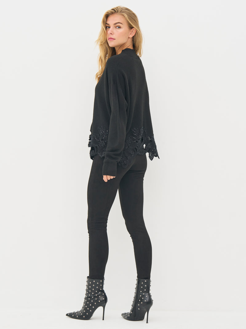 NÜ BOBBI strikket poncho Strikket Svart
