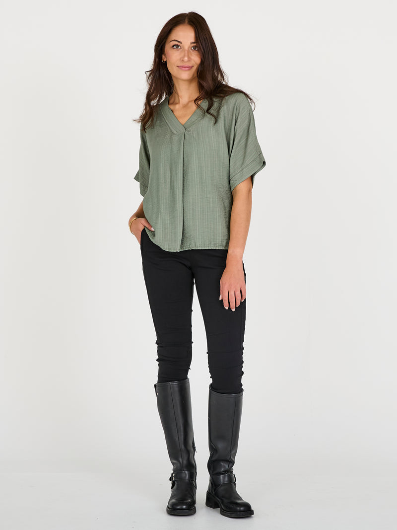 NÜ CINDA blouse Topper og t-skjorter 393 Army