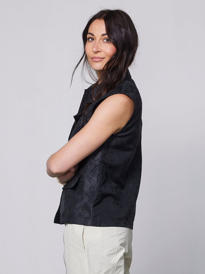 NÜ YURI vest Veste Svart